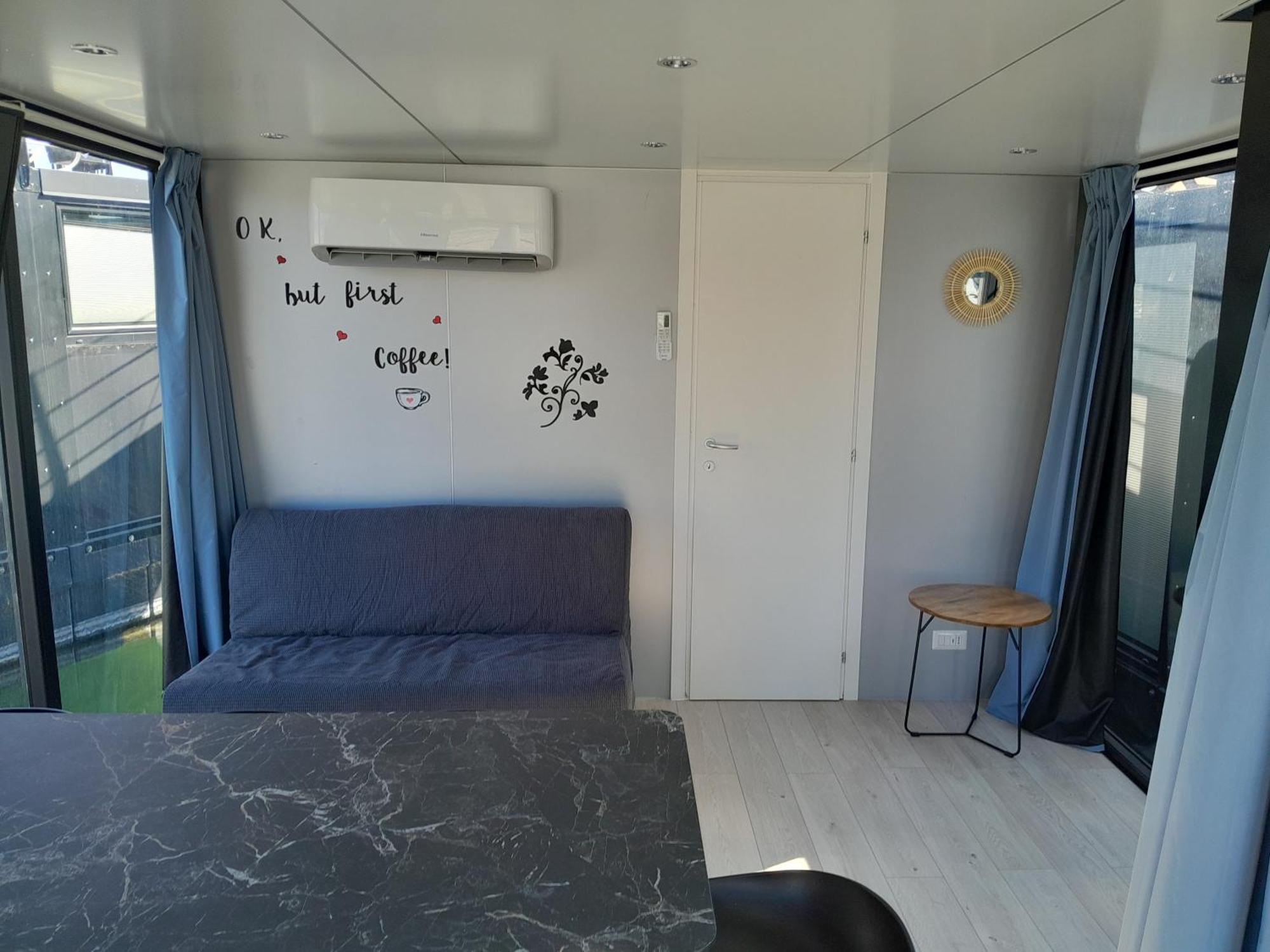 Floating Experience Black Pearl, Lago Maggiore Dormelletto Exterior foto